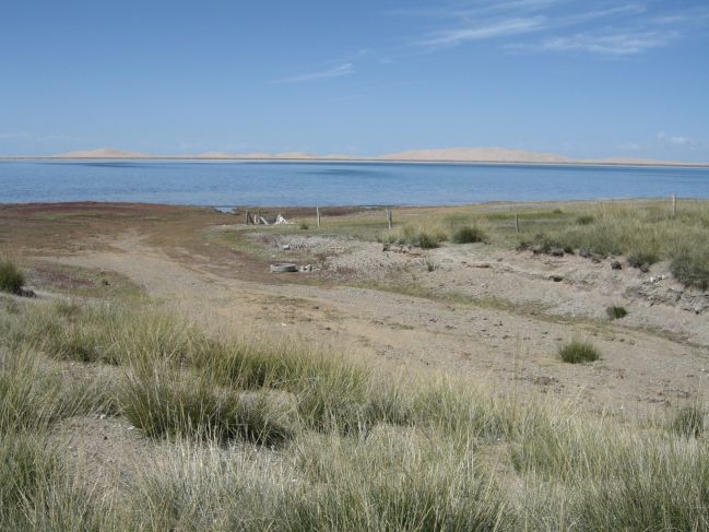  2006:09:11 00:31:41   NE BeachRdg1 - west side of delta formed by ephemeral creek running through gully.jpg